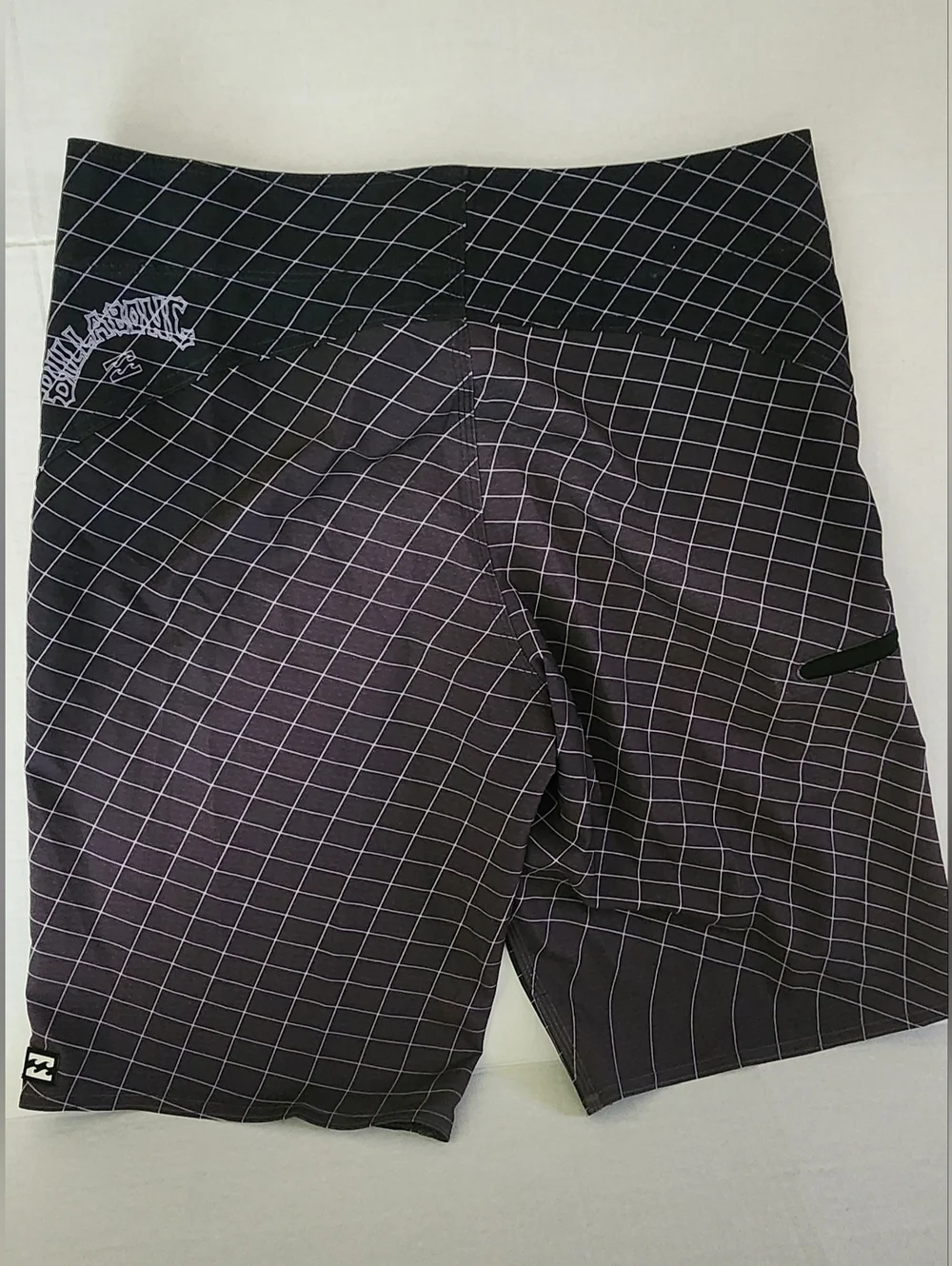 Billabong Black and Purple Grid Men's Fluid Pro Boardshorts 28 NWT